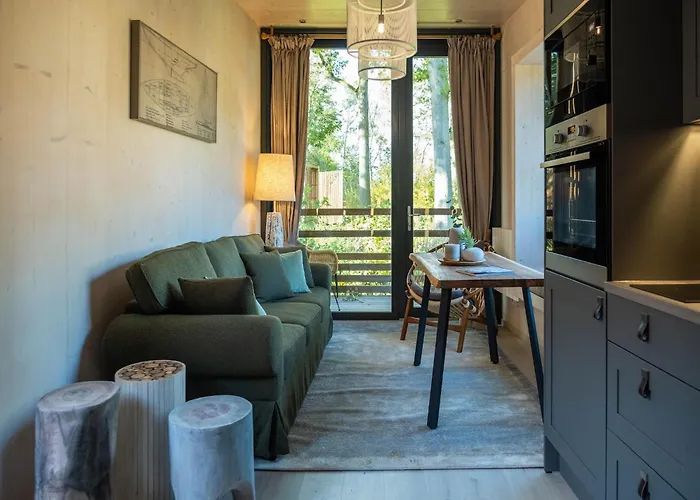 The Brookside Escape * Antoing