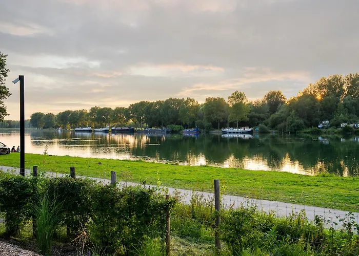 The Brookside Escape Holiday home Antoing